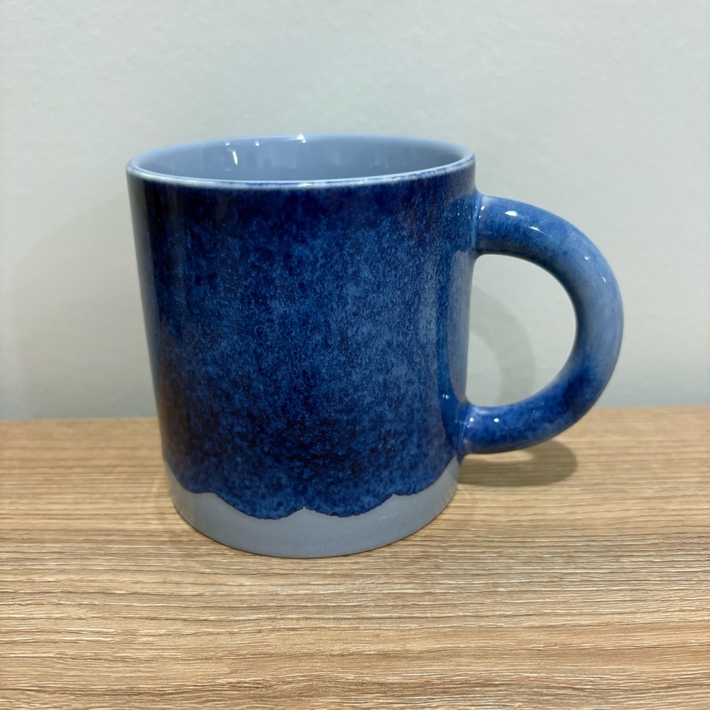 Starbucks Fall 2022 Blue/Periwinkle Drip Ombre Ceramic Mug Coffee Tea - Picture 2 of 6